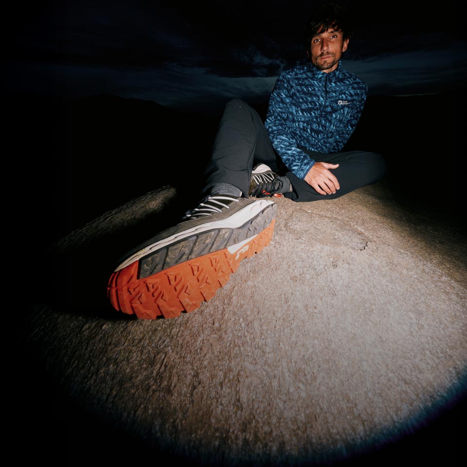 Hiking footwear for men